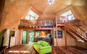 Cape Tribulation Holiday House